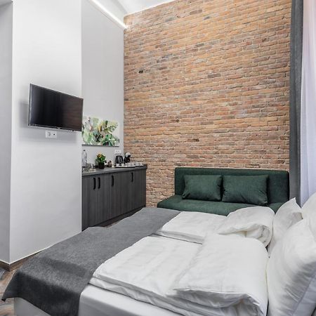 Stunning Apartment In The Hearth Of Budapesta Exterior foto