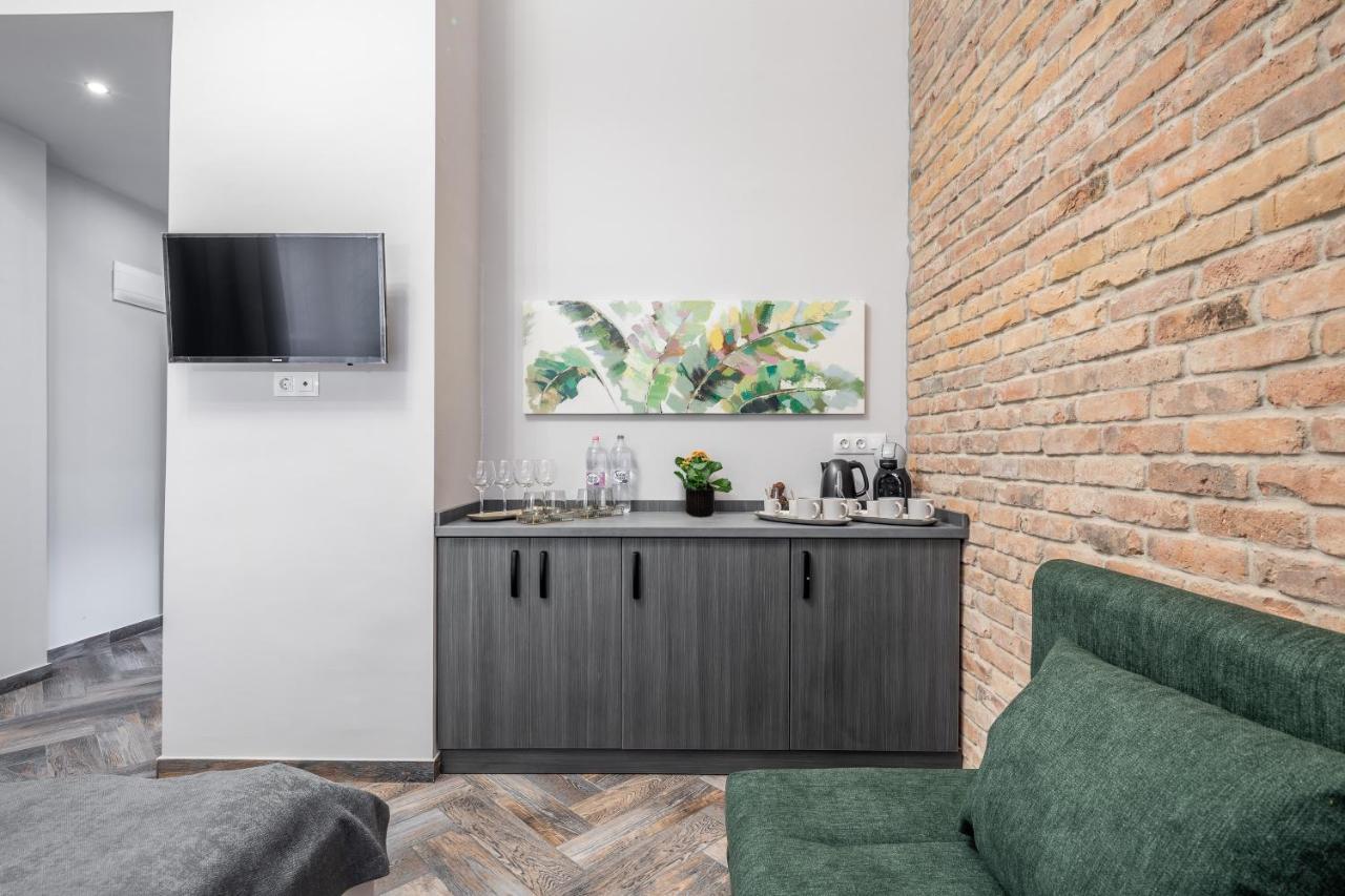 Stunning Apartment In The Hearth Of Budapesta Exterior foto